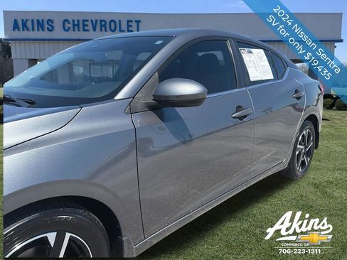 Used 2024 Nissan Sentra SV FWD image 6