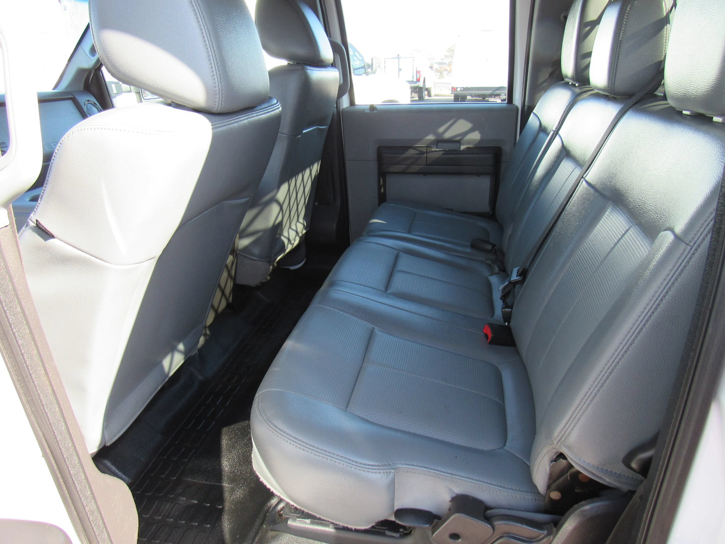 Used 2015 Ford F550 2WD Crew Cab Super Duty image 10