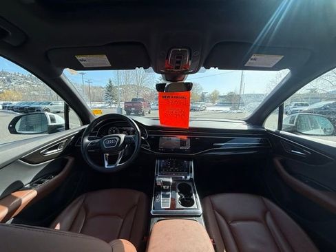 Used 2023 Audi Q7 3.0T Premium w/ Convenience Package image 12