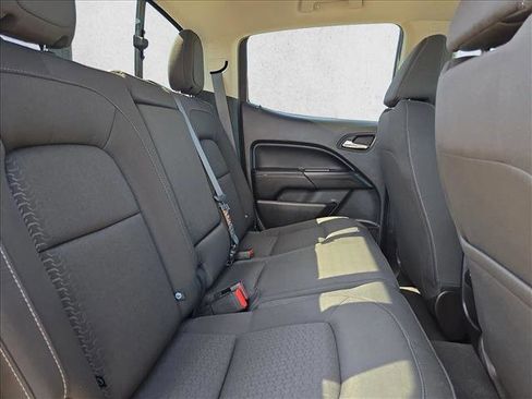 Used 2022 GMC Canyon Elevation image 17