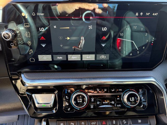 Used 2024 GMC Sierra 1500 Denali AWD/4WD image 17
