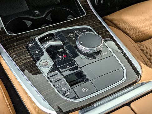 Certified 2024 BMW X5 xDrive40i w/ Premium Package image 40