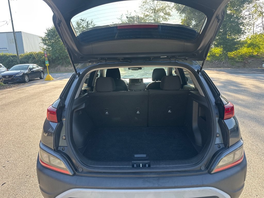 Used 2022 Hyundai Kona SEL FWD image 37