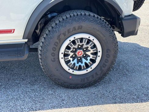 New 2026 Ford Bronco Outer Banks AWD/4WD image 11