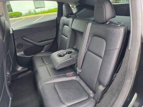 Used 2023 Tesla Model Y Long Range AWD/4WD image 41