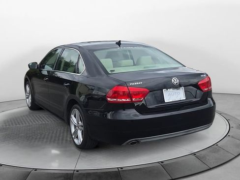 Used 2014 Volkswagen Passat TDI SE FWD image 3