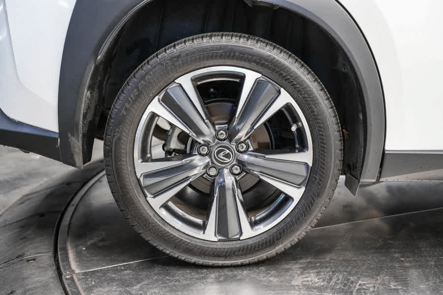 Used 2023 Lexus UX 250h FWD w/ Accessory Package (Z2) image 6