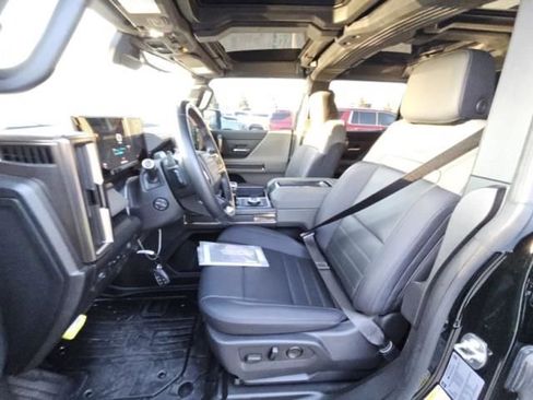 Used 2025 GMC Hummer EV 3X AWD/4WD image 3