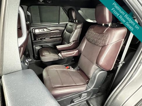 Used 2025 Ford Explorer Platinum w/ Ultimate Package AWD/4WD image 15