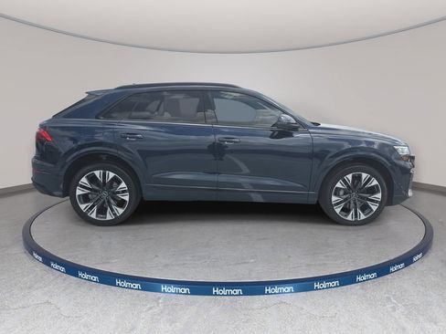 Certified 2025 Audi Q8 Premium Plus AWD/4WD image 4