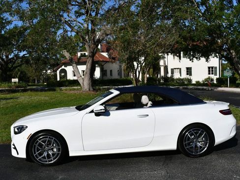 Used 2023 Mercedes-Benz E 450 4MATIC Cabriolet image 33