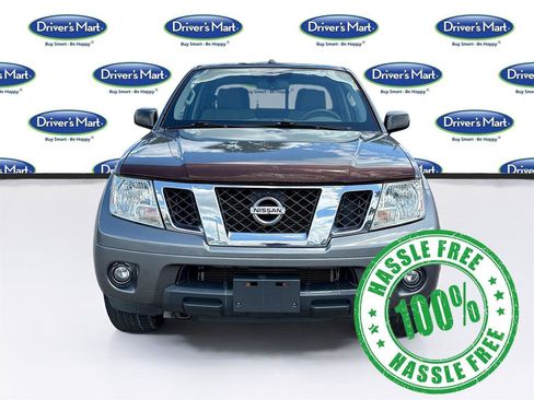 Used 2016 Nissan Frontier SV w/ SV Value Truck Package AWD/4WD image 2