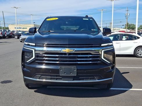Used 2025 Chevrolet Tahoe LT AWD/4WD image 2