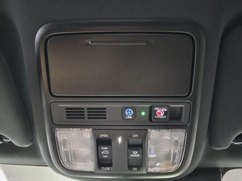 Used 2020 Honda Passport Elite image 19