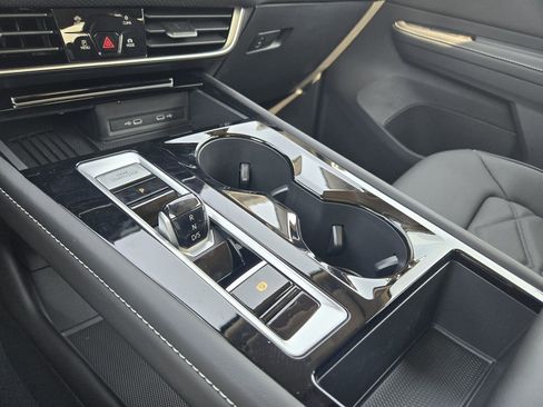 New 2026 Volkswagen Atlas SE image 17