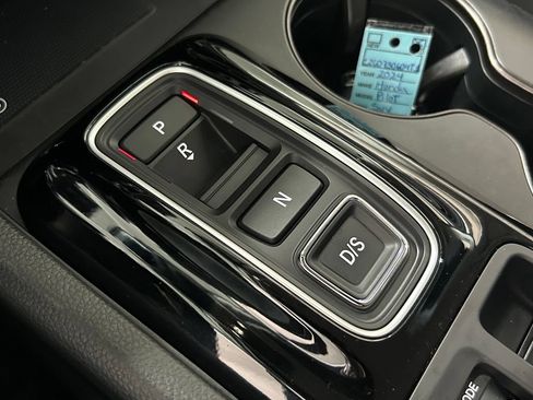 Used 2024 Honda Pilot EX-L image 28