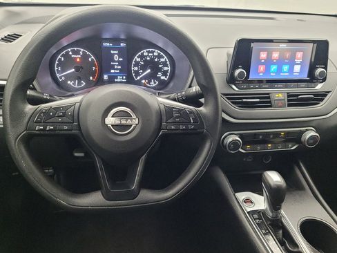 Used 2023 Nissan Altima 2.5 S FWD image 22
