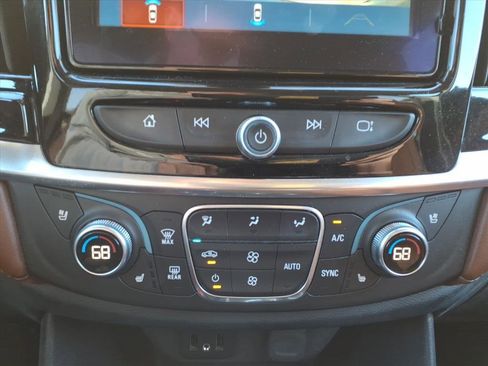 Used 2018 Chevrolet Traverse High Country image 22