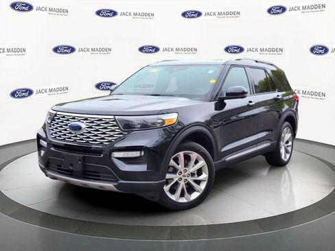Certified 2022 Ford Explorer Platinum w/ Equipment Group 601A AWD/4WD image 1