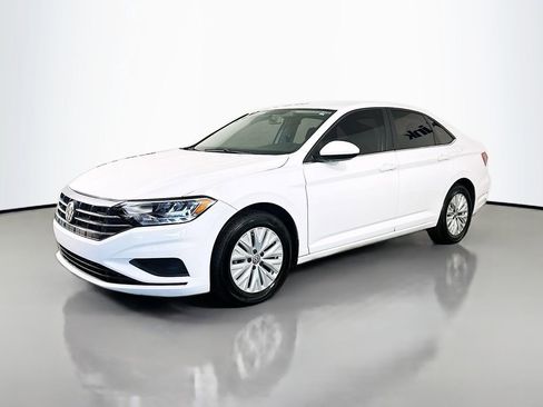 Used 2020 Volkswagen Jetta S w/ Driver Assistance Package FWD image 3