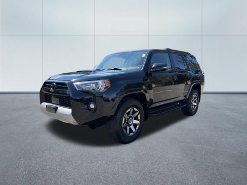 Used 2023 Toyota 4Runner TRD Off-Road Premium w/ Off Road Premium Plus Package AWD/4WD image 2