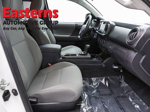 Used 2020 Toyota Tacoma SR w/ SR Convenience Package RWD image 20