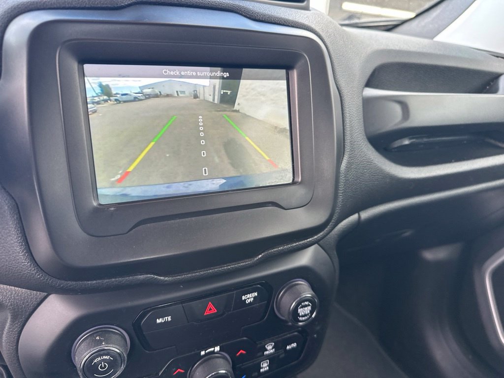 Used 2020 Jeep Renegade Sport w/ UConnect 7.0 Group AWD/4WD image 23