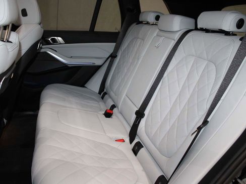Used 2026 BMW X5 xDrive40i image 17