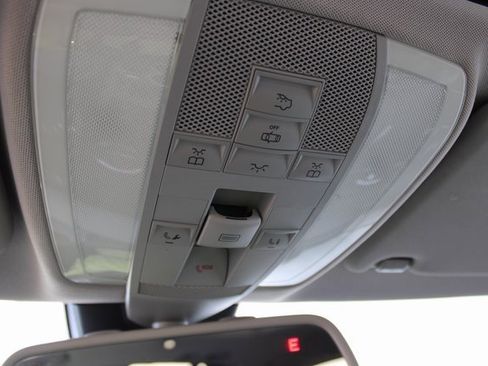 Used 2014 Mercedes-Benz GLK 350 4MATIC image 34