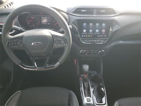 Certified 2023 Chevrolet TrailBlazer RS w/ Convenience Package image 12