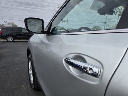 Used 2020 Nissan Rogue SV image 38