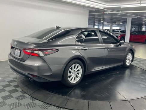 Used 2023 Toyota Camry LE image 4