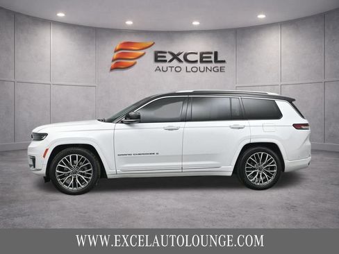 Used 2022 Jeep Grand Cherokee L Summit AWD/4WD image 3