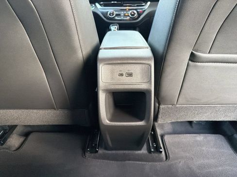 Used 2025 Buick Envista Sport Touring w/ Convenience I Package FWD image 20
