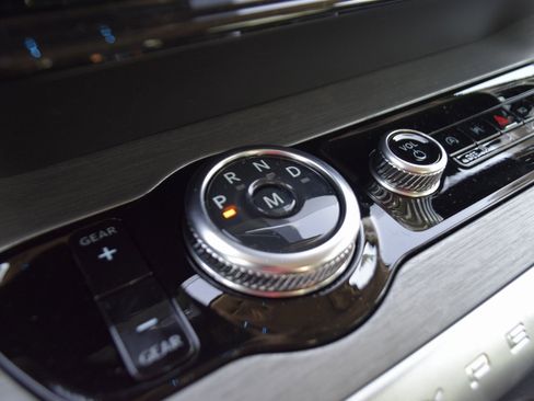 New 2025 Ford Expedition Platinum w/ Driver's Package image 14