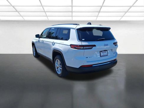 Certified 2021 Jeep Grand Cherokee L Laredo w/ Luxury Tech Group I AWD/4WD image 8