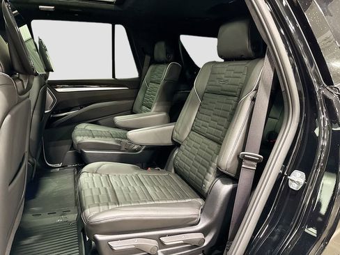 New 2026 Cadillac Escalade Platinum Sport w/ LPO, ONYX Package AWD/4WD image 30