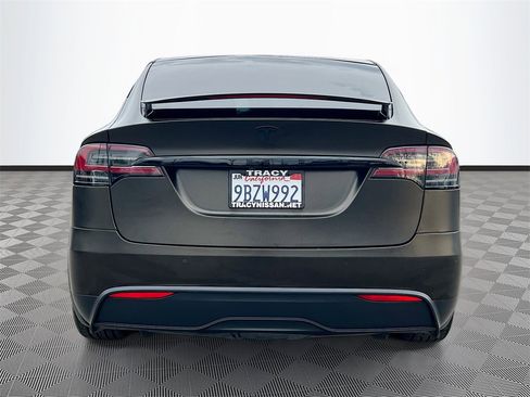 Used 2022 Tesla Model X image 6