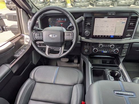 New 2026 Ford F250 Platinum w/ Tremor Off-Road Package AWD/4WD image 19
