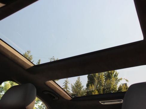 Used 2010 Mercedes-Benz E 63 AMG Sedan image 28