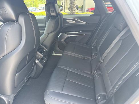 Certified 2024 Cadillac Lyriq Sport image 12