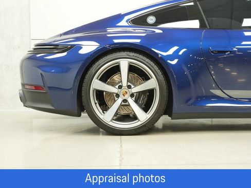 Certified 2025 Porsche 911 Carrera T RWD image 42