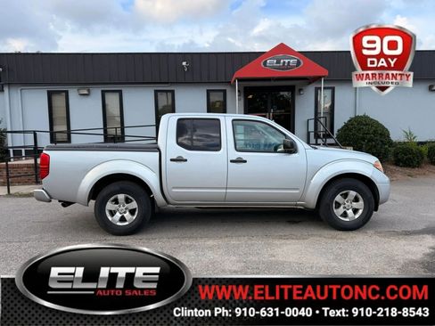 Used 2013 Nissan Frontier SV w/ SV Value Truck Pkg RWD image 1