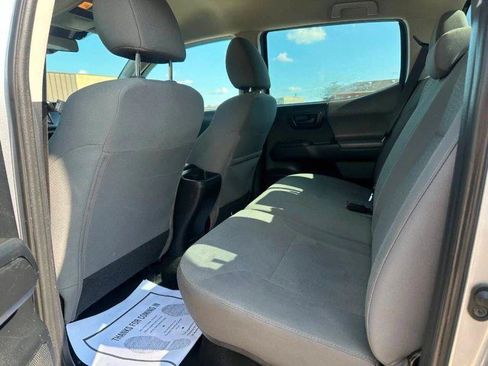 Used 2018 Toyota Tacoma SR RWD image 15