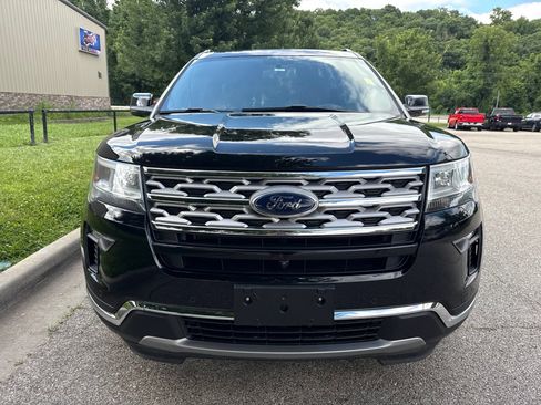 Used 2019 Ford Explorer Limited w/ Class III Trailer Tow Package FWD image 2