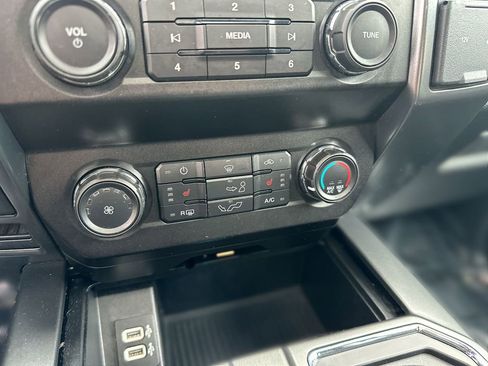 Used 2019 Ford F150 XLT w/ Equipment Group 302A Luxury image 17