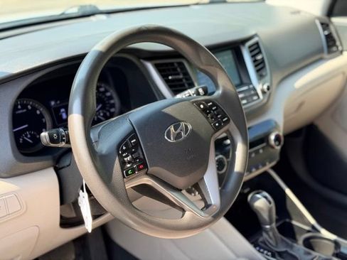 Used 2018 Hyundai Tucson SEL FWD image 7