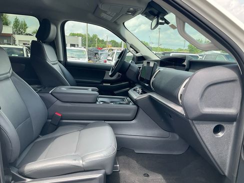New 2026 Ford Expedition Max Active AWD/4WD image 12