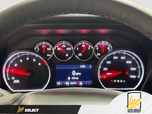 Used 2022 Chevrolet Silverado 1500 LT Trail Boss w/ Bed Protection Package AWD/4WD image 15