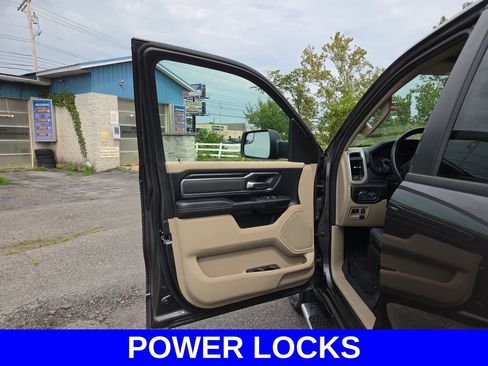 Used 2019 RAM 1500 Big Horn AWD/4WD image 19